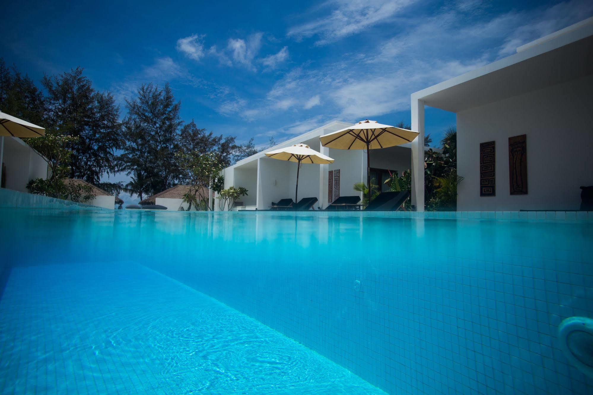 Tamu Otres Hotel Sihanoukville Bagian luar foto